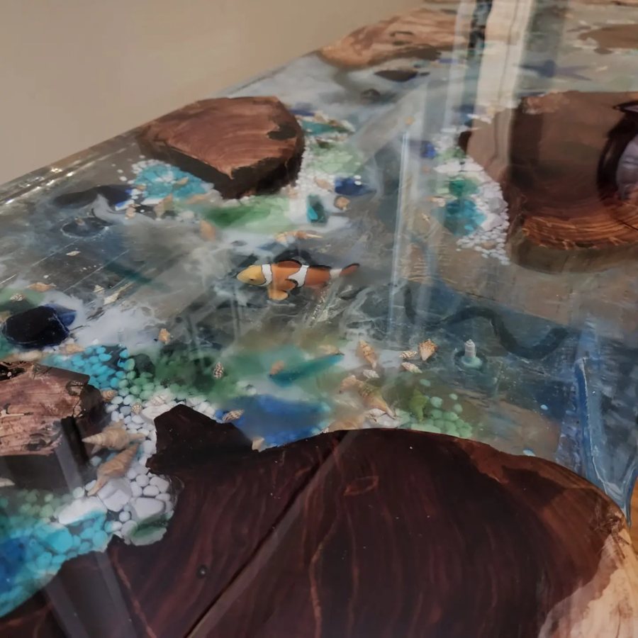 Ocean epoxy detail